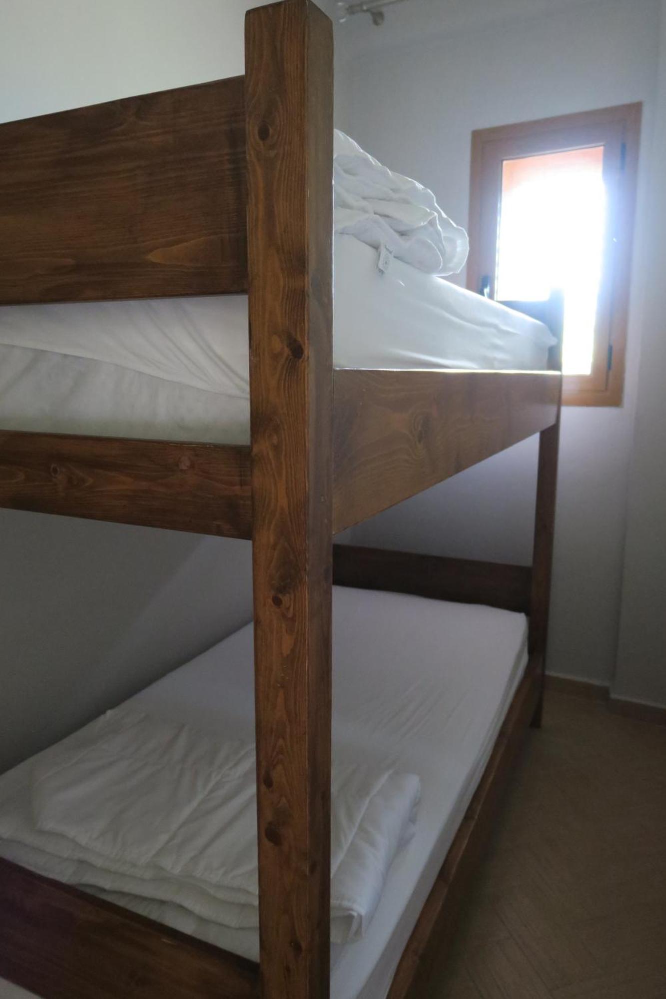 Doko Hotel Radhimë Extérieur photo