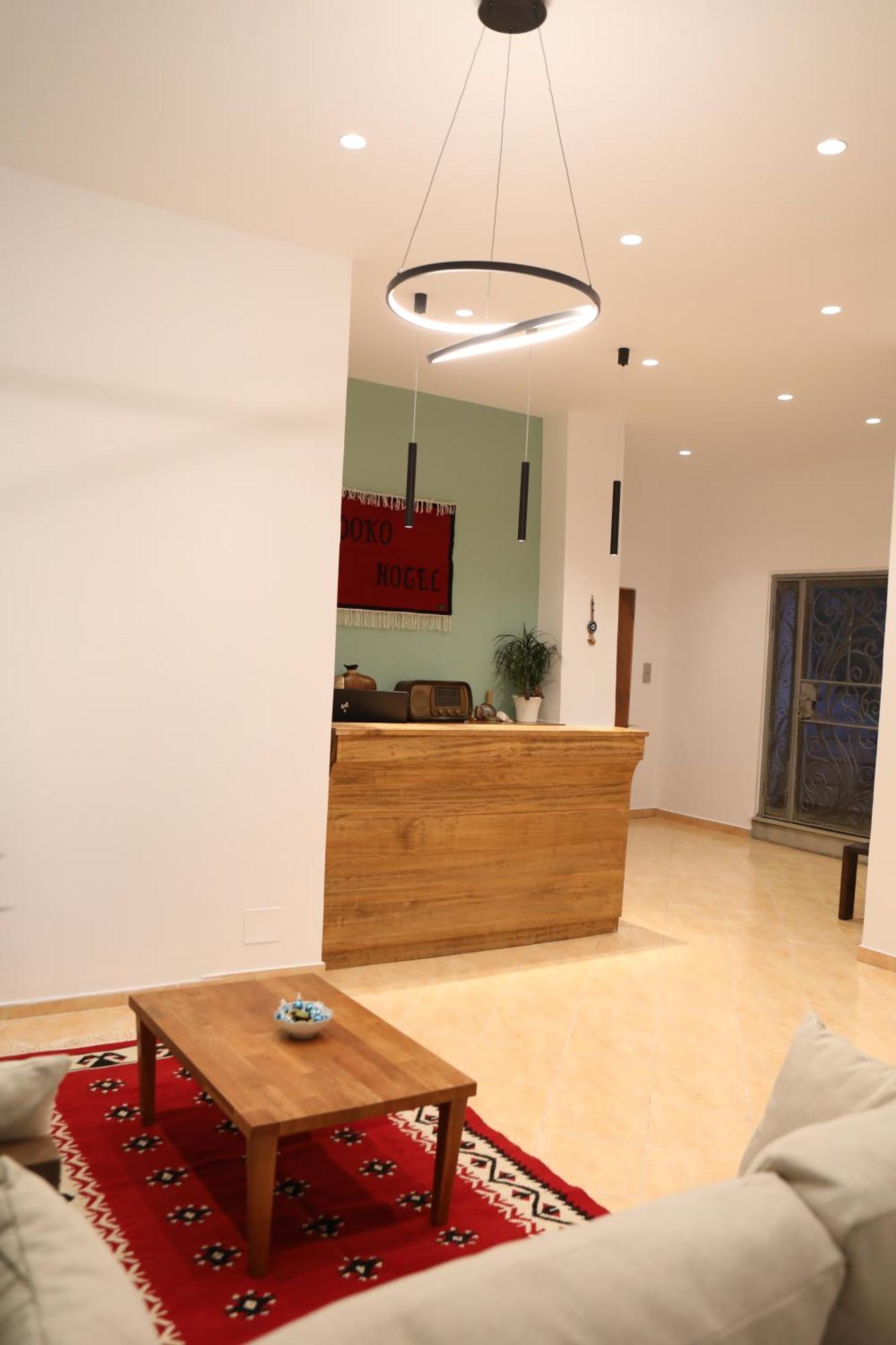 Doko Hotel Radhimë Extérieur photo